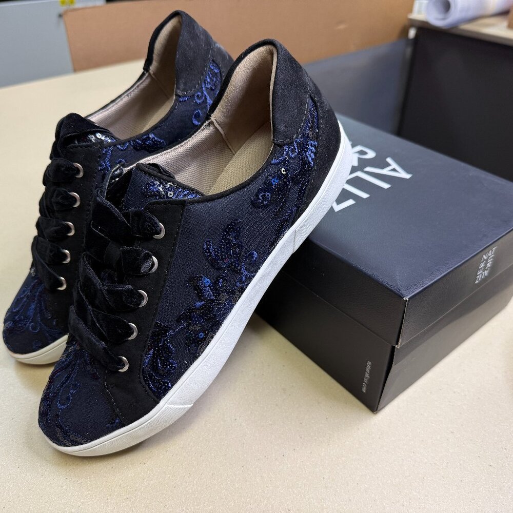 NWB Naturalizer Women's Morrison Sneakers